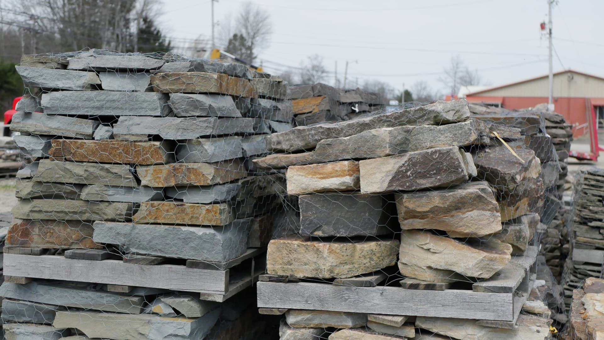Boulder and stone yard selection