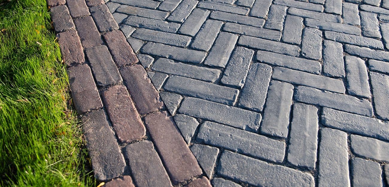 Copthorne patio basalt greenace