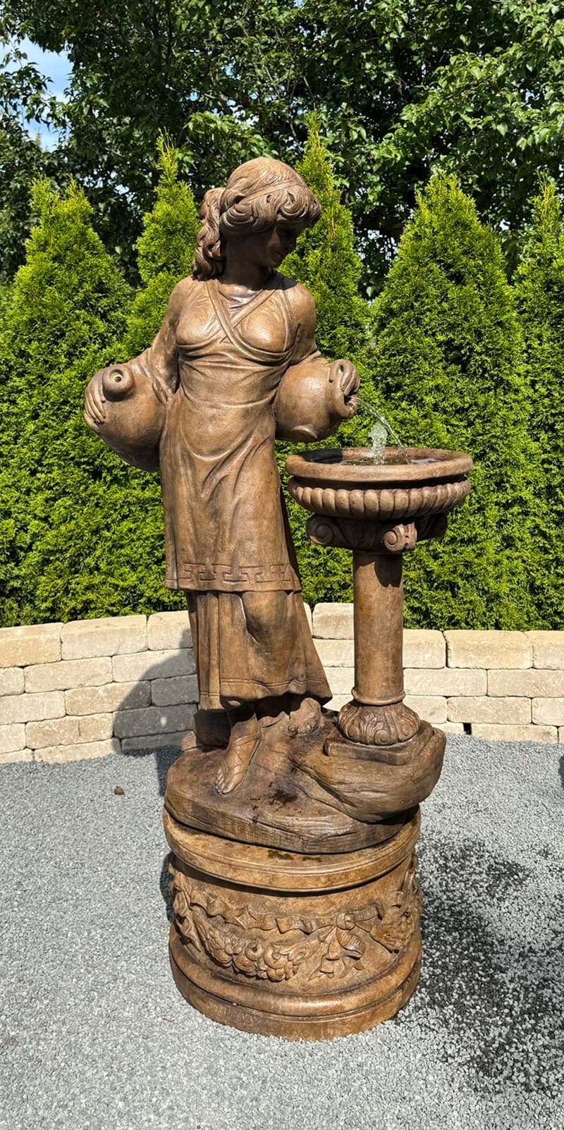 Henri Studio fountain 5897F3RL