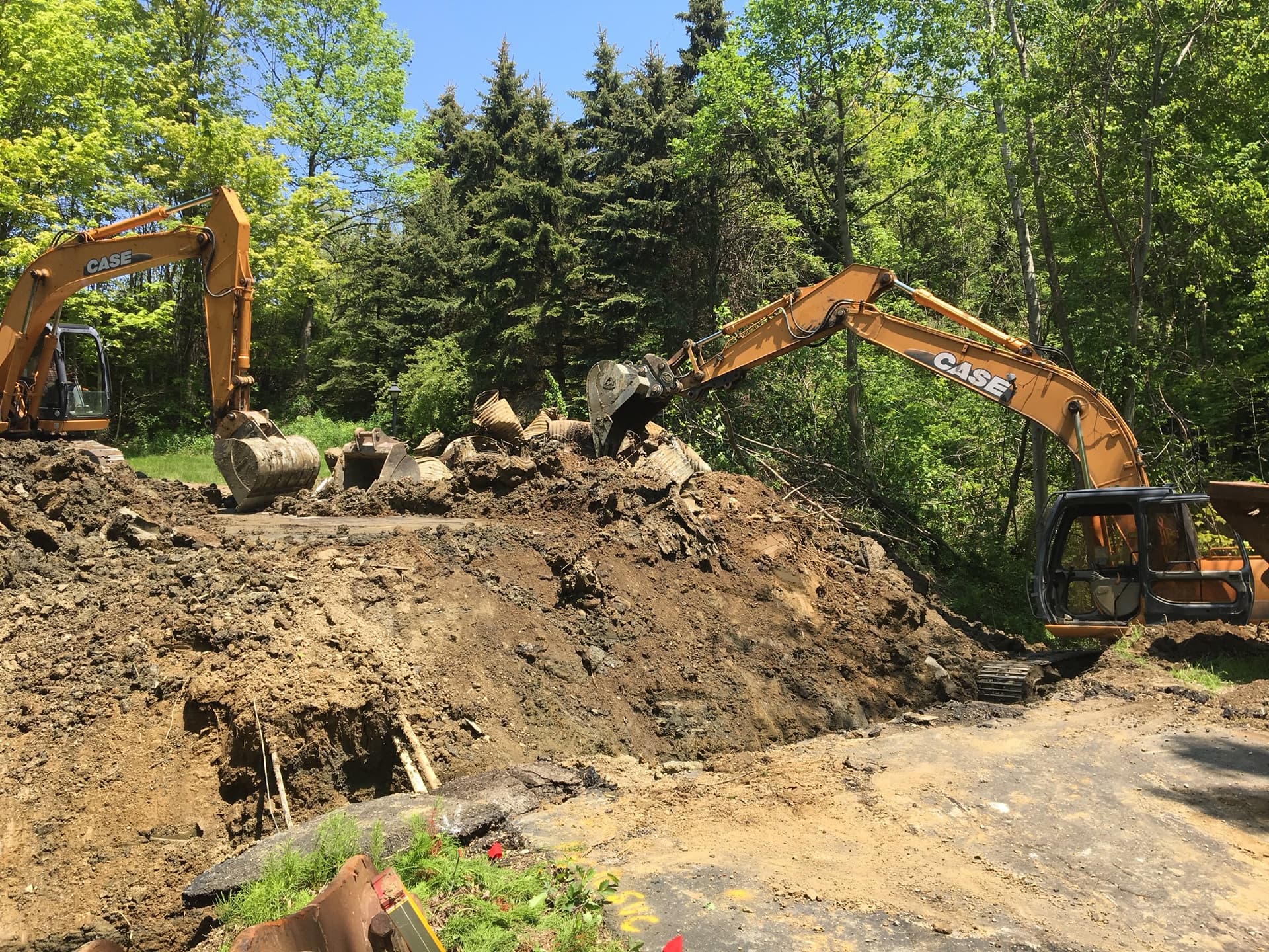 Afton crew grading a driveway